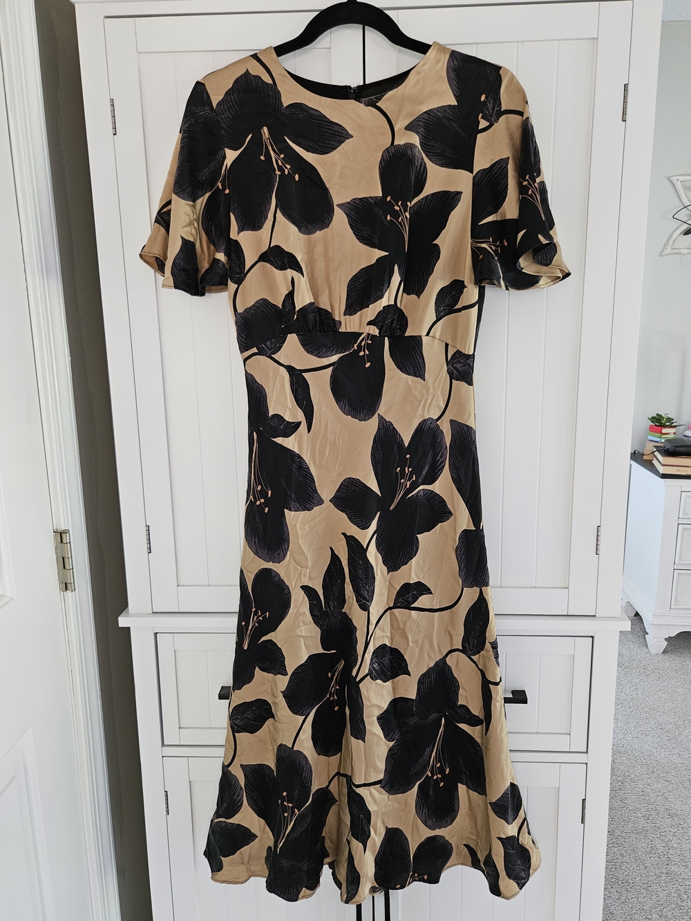 Ann Taylor 100% Silk Floral Print Midi Dress